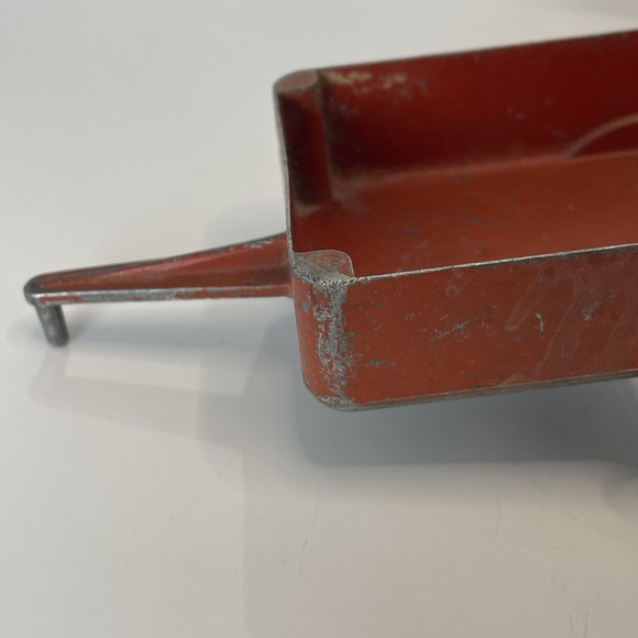 Antique Slik Toys ALUMINUM‎ 4 3/8" 2 WHEEL WAGON 9803-A TRAILER FARM VINTAGE - Picture 2 of 8